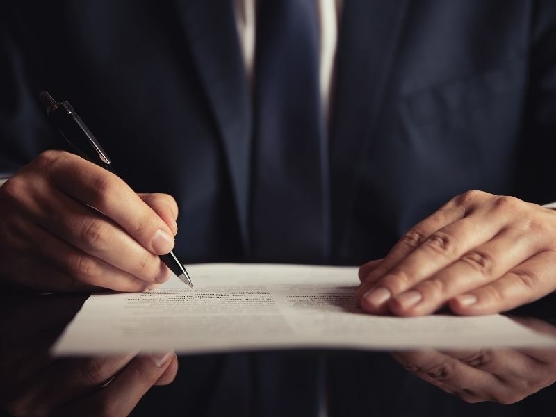 Descontos Indevidos em Aposentadoria Levam Banco a Pagar R 10 Mil em Indenizacao por Danos Morais