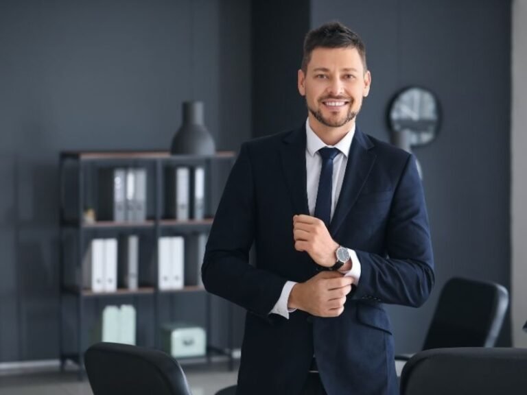 Justica Determina que COPEL Forneca Energia Eletrica em Imovel Irregular e Pague Indenizacao de R 3 Mil a Consumidor