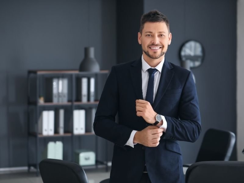 Justica Determina que COPEL Forneca Energia Eletrica em Imovel Irregular e Pague Indenizacao de R 3 Mil a Consumidor