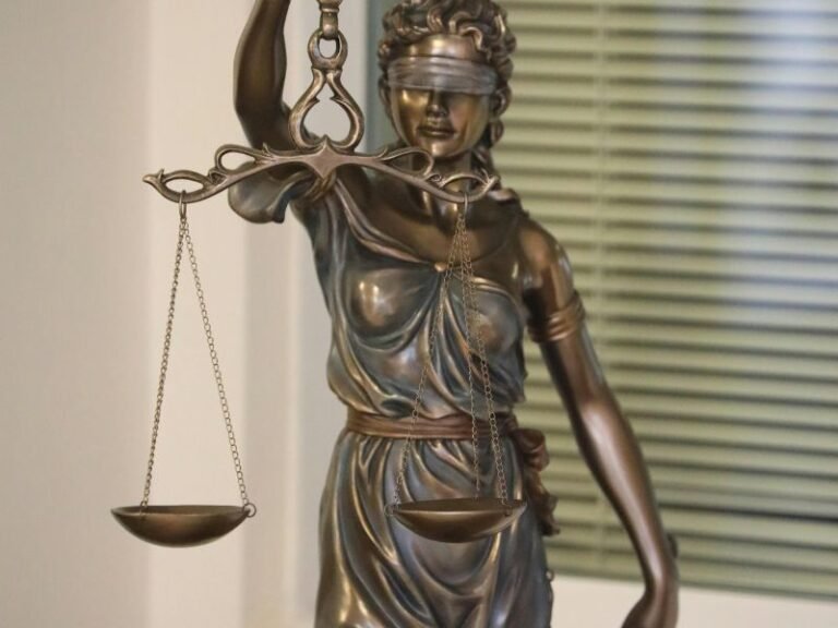 Advogado Especialista em Direito da Saude em Curitiba Protecao Juridica Contra Negativas e Abusos dos Planos de Saude